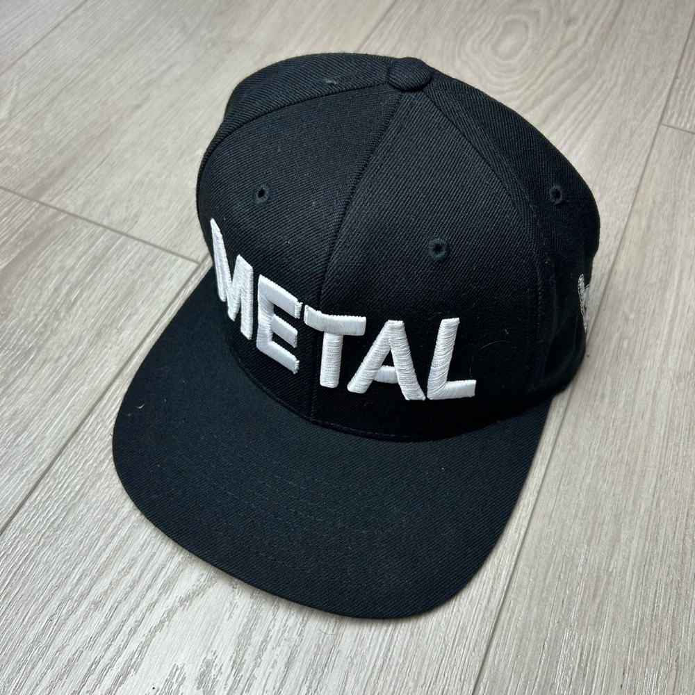 METAL HAT